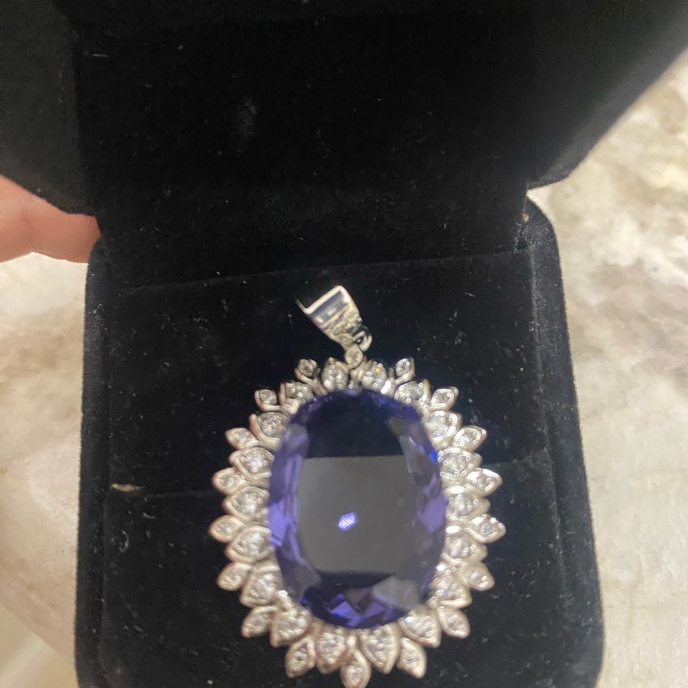 Elegant natural Purple amethyst Pendant Necklace